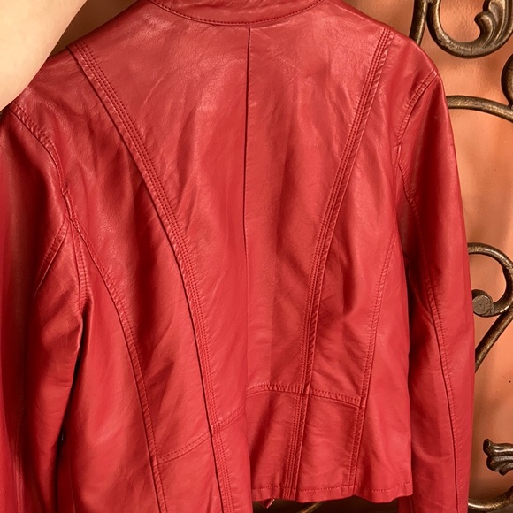 Leather Jacket - Picture 3 of 6